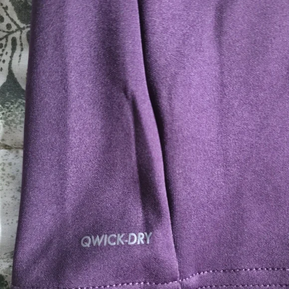 Skora Qwickdry Hooded Shirt Size S NWT $5 If Bundled - Picture 4 of 4